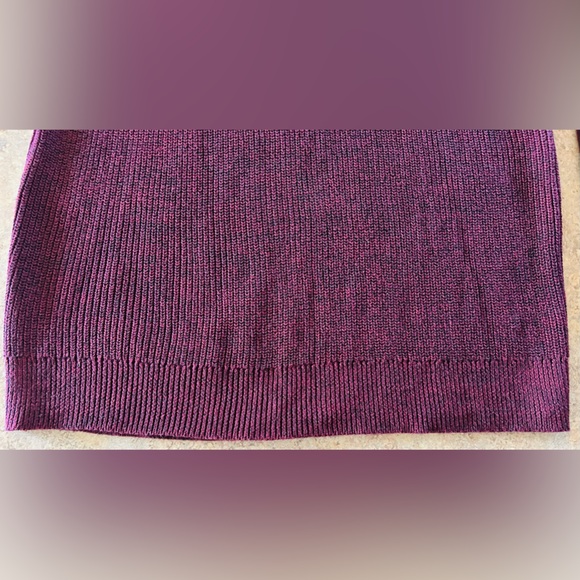 28.a.n.a Women’s Purple/Brown V-Neck Long Sleeve Sweater Size XS - Picture 3 of 9